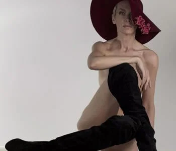 Annie Lennox - 6.jpg