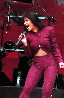 Selena - s6_jpg.jpg