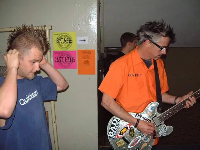 Offspring - prague_noodsron.jpg