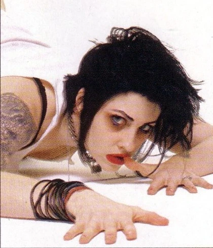 Distillers - brodie_pushmeaway.jpg