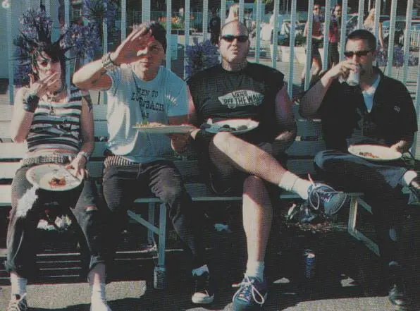 Distillers - brody&tim2.jpg