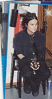 Lauri Ylönen - hlSGf.jpg