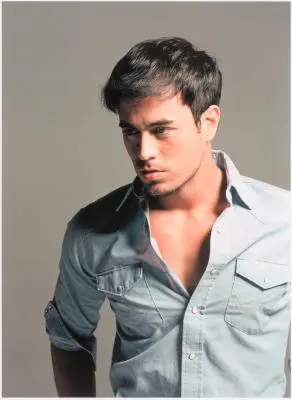 Enrique Iglesias - 0102_enrique_iglesias_m.jpg