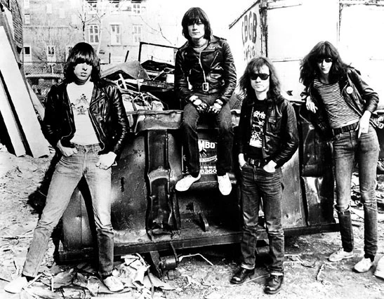 Ramones - p10.jpg