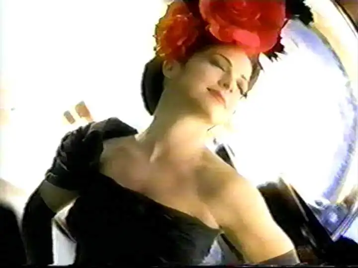 Gloria Estefan - gloriaestefan-goaway106.jpg