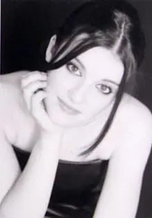 Emma Lahana - emma_02.jpg