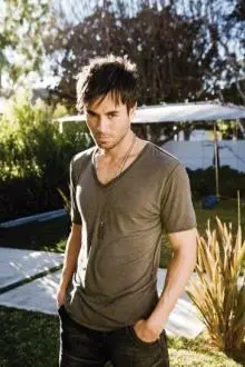 Enrique Iglesias - new_enrique_2.jpg