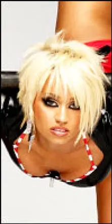 Kimberly Wyatt - sadsf.jpg