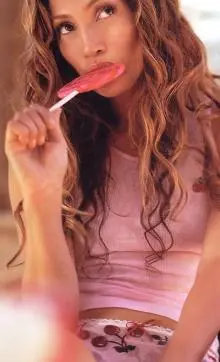 Jennifer Lopez - 10737_2.jpg