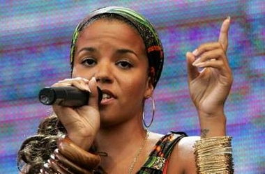 Ms.dynamite - Ms_Dynamite_Live8_01.jpg