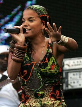Ms.dynamite - Ms_Dynamite_Live8_02.jpg
