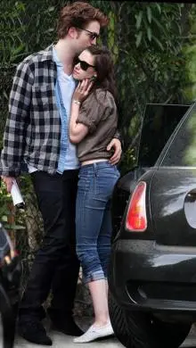 Robert Pattinson - f_255244967_ada31ec1ec9eab57623f25bcb1e7aad7.jpg