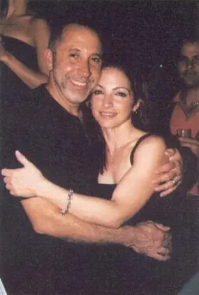 Gloria Estefan - 1998-oceandrive.jpg