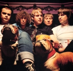 Kaiser Chiefs - 7027.jpg