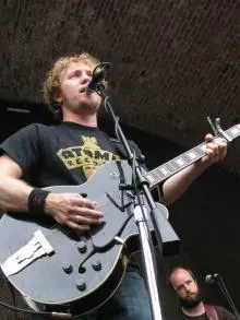 Rogue Wave - rogueWave03.jpg