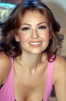 Thalia - 15132_1066350354897_1710202697_140215_2322048_n.jpg
