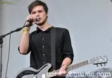 White Lies - white_lies_5166804.jpg