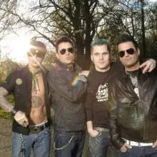 Hooligans - 7351.jpg