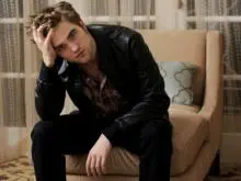 Robert Pattinson - 141888apattinson619x464p.jpg