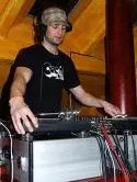Dj Robot - robot.jpg