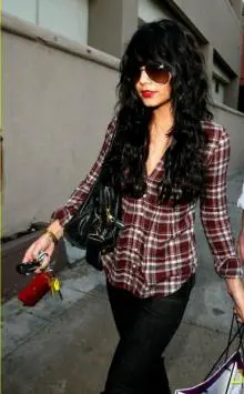 Vanessa Hudgens - n535961916_1602378_4248.jpg