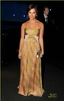 Ashley Tisdale - ashley-tisdale-emma-roberts-pcas-09.jpg