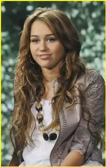 Miley Cyrus - disney-friends-project-green-25.jpg