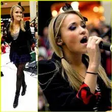 Emily Osment - emily-osment-halloween-markville.jpg