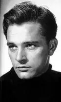 Richard Burton má hviezdu na hollywoodskom Chodníku slávy