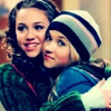 Emily Osment - miley-cyrus_dot_com_hannahmontana-avatars010.jpg