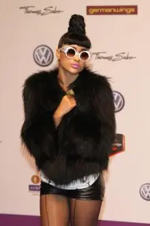 Natalia Kills - normal_03.jpg