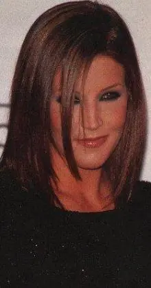 Lisa Marie Presley - 44596_455032419244_359780509244_6483890_544439_n.jpg