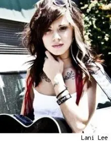 Christina Perri - christina-perri-200.jpg