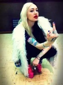 Porcelain Black