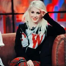 Paramore - Blonde_Hayley__by_catchmee.jpg
