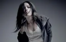 Skylar Grey - 2588735_skylar-grey---full-body---photo-credit-p.r.-w425-h270-p0-F-S18896.-w425-h270-p0-F-S18937.jpg