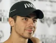 Joe Jonas - pa.jpg