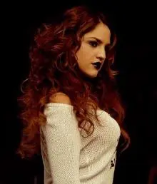 Eiza González - 7oqe8g9zly8dd8z.jpg