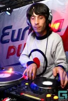 Alex Kenji - alex.jpg