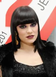Jessie J - Jesse+J+Makeup+Jewel+Tone+Eyeshadow+y4JdWzia-Sol.jpg