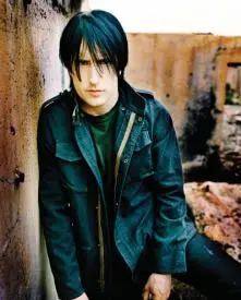 Queens Of The Stone Age pomáha s novým albumom aj Trent Reznor