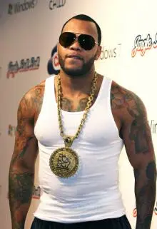 Flo Rida ukončil nadvládu Carly Rae Jepsen