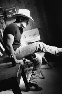 Brad Paisley - brad-paisley-mobile-wallpaper.jpg