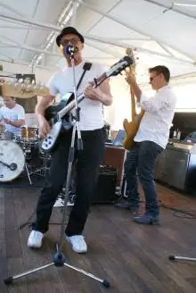 Ac+ - 525917_10151824865430711_267611083_n.jpg