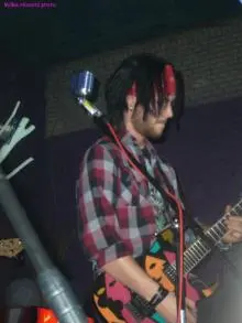 Segment - 480454_111645688980682_1652593877_n.jpg