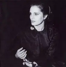 Amalia Rodrigues - Amalia5.jpg