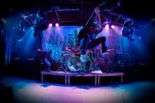 Bring Me The Horizon - 550037_503391489724842_1223800788_n.jpg