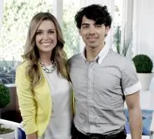Joe Jonas - 20988_10151842879449554_1214566110_n.jpg