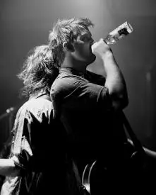 Queens Of The Stone Age - tumblr_lzej6nKy4x1qlg9edo1_400.jpg
