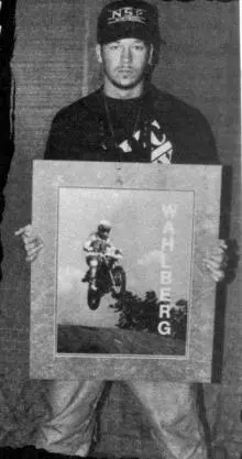 Donnie Wahlberg - 599955_304122516363162_493564677_n.jpg